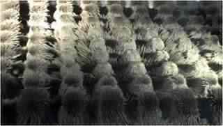 Alienígenas dançantes?