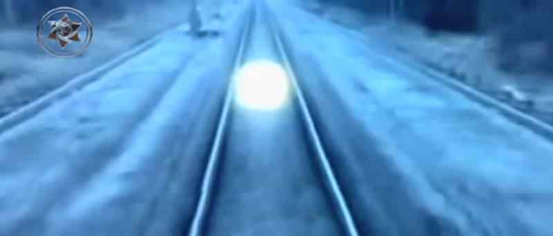 Luzes que perseguem: O que são essas estranhas esferas de luz?