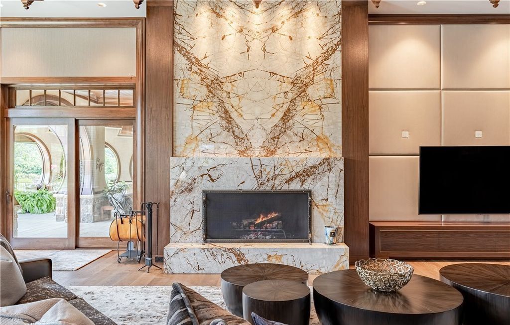 Masterpiece Estate in Ohio with Unique Amenities and Impeccable Craftsmanship Listed for 19995000 9 | Arquitetura | Arquitetura