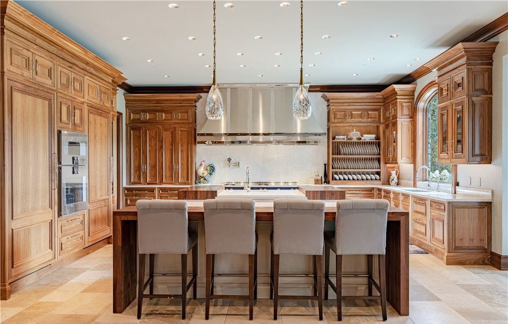 Masterpiece Estate in Ohio with Unique Amenities and Impeccable Craftsmanship Listed for 19995000 10 | Arquitetura | Arquitetura