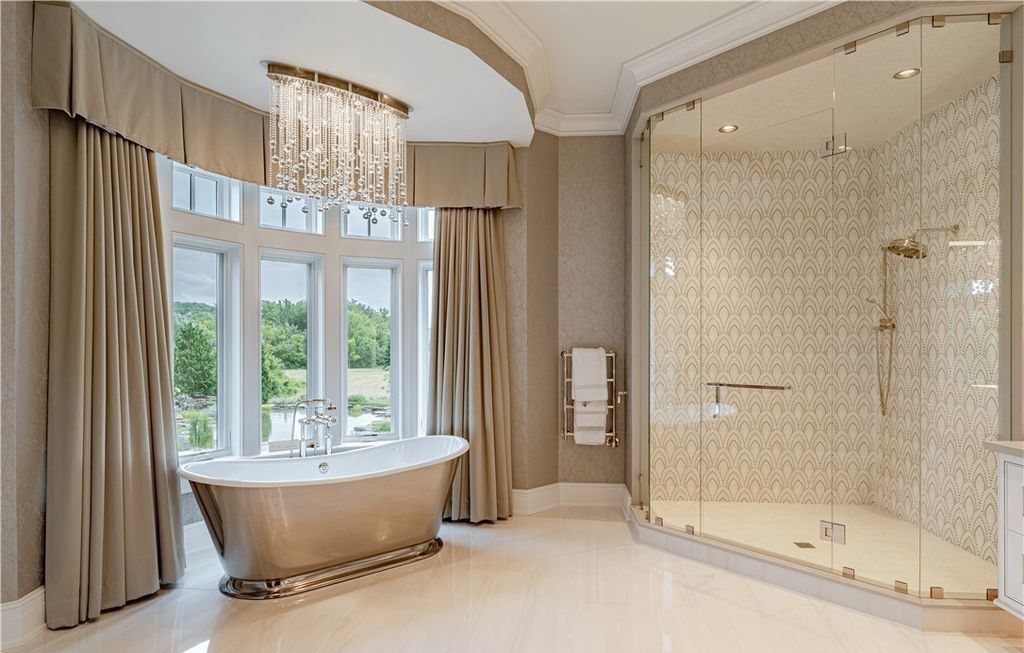 Masterpiece Estate in Ohio with Unique Amenities and Impeccable Craftsmanship Listed for 19995000 20 | Arquitetura | Arquitetura