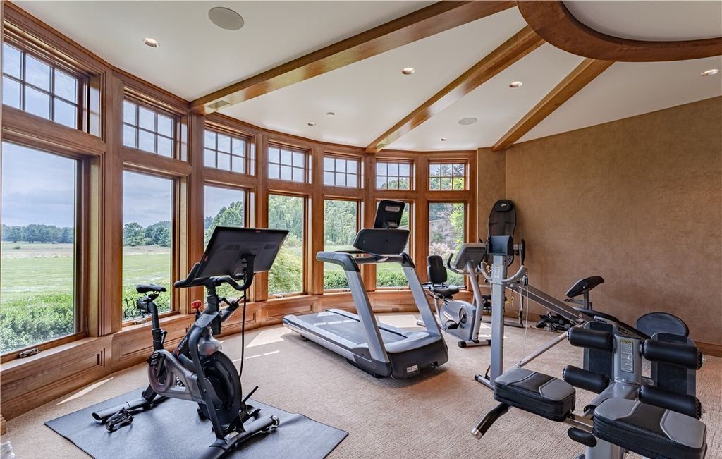 Masterpiece Estate in Ohio with Unique Amenities and Impeccable Craftsmanship Listed for 19995000 31 | Arquitetura | Arquitetura